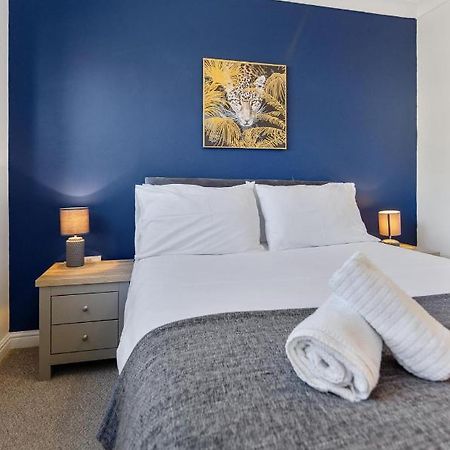Villa 4Br Townhouse Wbalcony Free Parking Fast Wi-Fi à NWI Extérieur photo