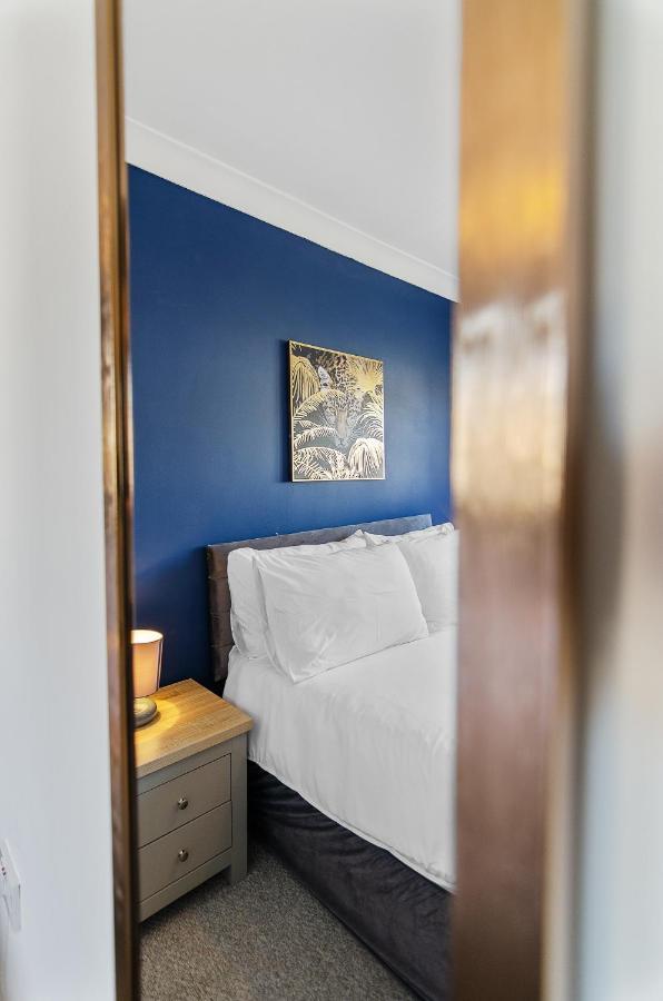 Villa 4Br Townhouse Wbalcony Free Parking Fast Wi-Fi à NWI Extérieur photo