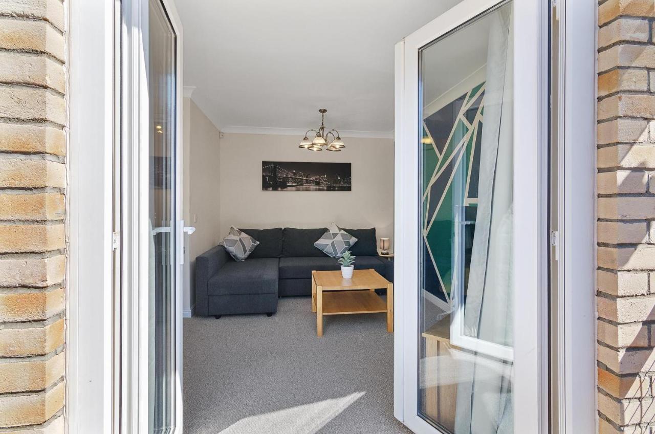 Villa 4Br Townhouse Wbalcony Free Parking Fast Wi-Fi à NWI Extérieur photo