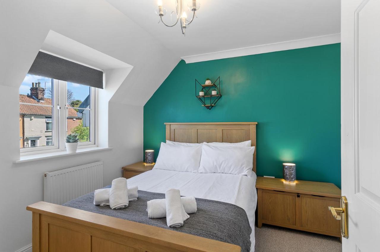 Villa 4Br Townhouse Wbalcony Free Parking Fast Wi-Fi à NWI Extérieur photo