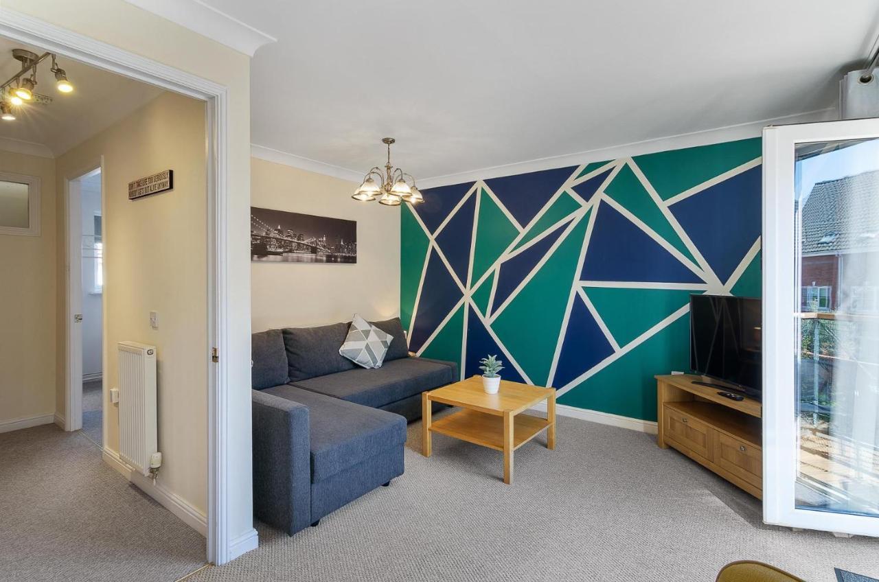 Villa 4Br Townhouse Wbalcony Free Parking Fast Wi-Fi à NWI Extérieur photo